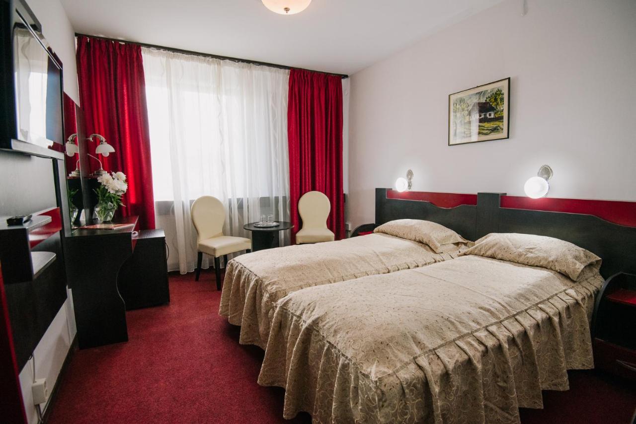 Complex Balnear Cerbul Hotel Covasna Bagian luar foto